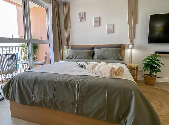 Njoy! Boho Luxury At Venice Grand Canal Apartment *
